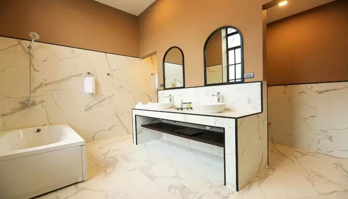 هتل پاین آستوریا تفلیس